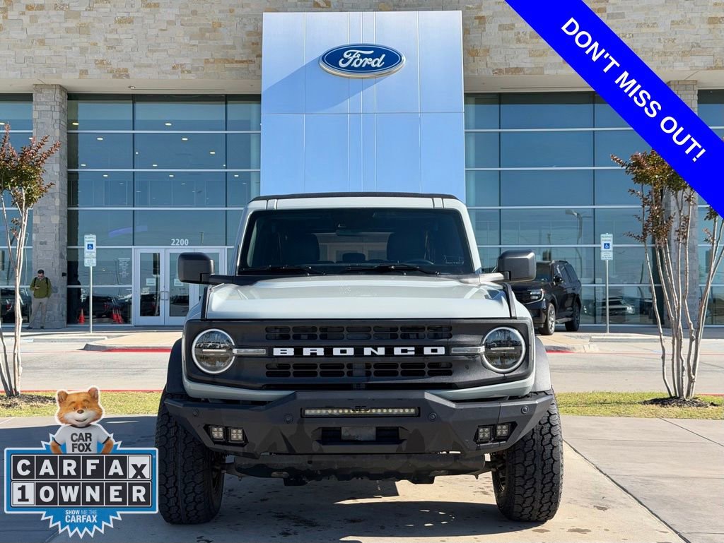 Used 2022 Ford Bronco Black Diamond AWD/4WD image 2