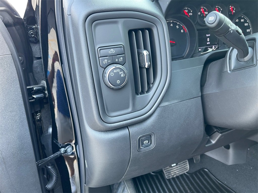 New 2026 Chevrolet Silverado 1500 Custom w/ Turbomax Blackout Package image 26