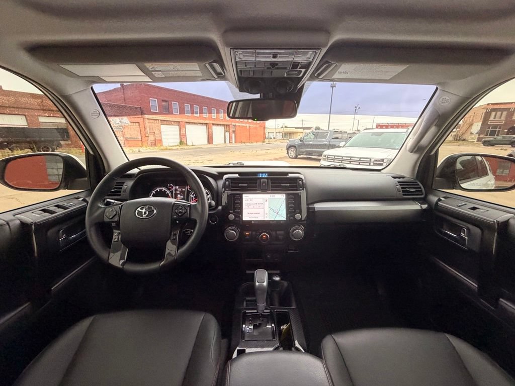 Used 2021 Toyota 4Runner TRD Off-Road Premium w/ Moonroof Package AWD/4WD image 15