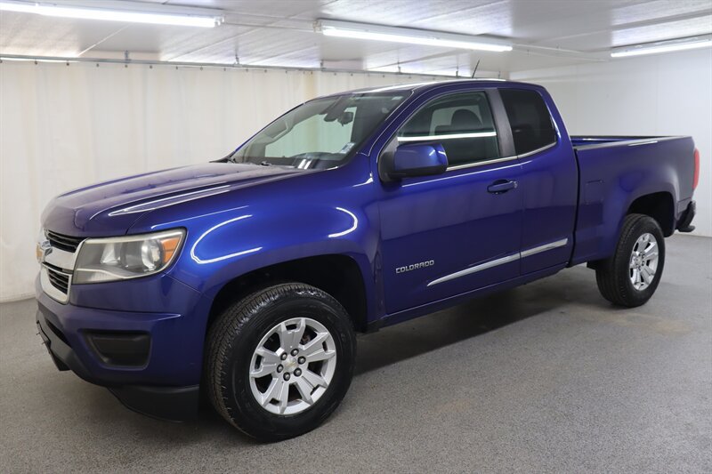 Used 2017 Chevrolet Colorado LT RWD image 3