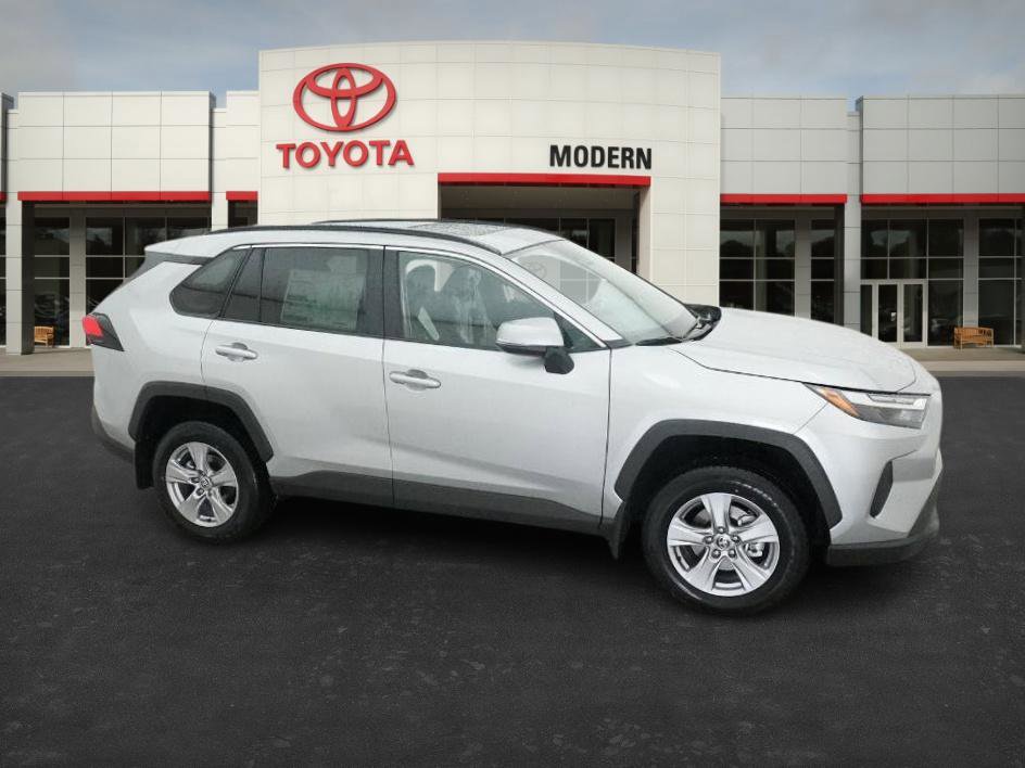 New 2025 Toyota RAV4 XLE image 27