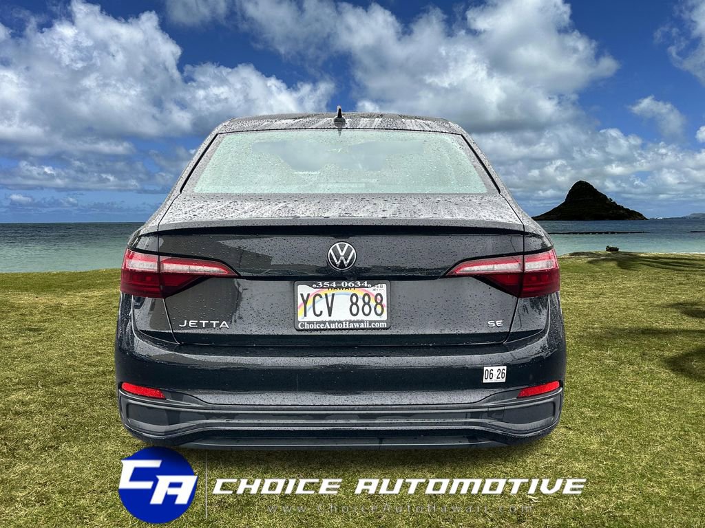 Used 2024 Volkswagen Jetta SE image 6