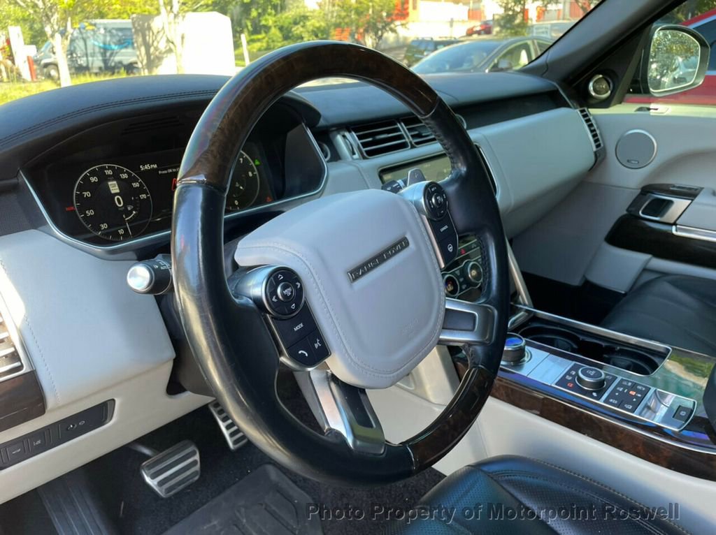 Used 2017 Land Rover Range Rover Long Wheelbase Autobiography image 17