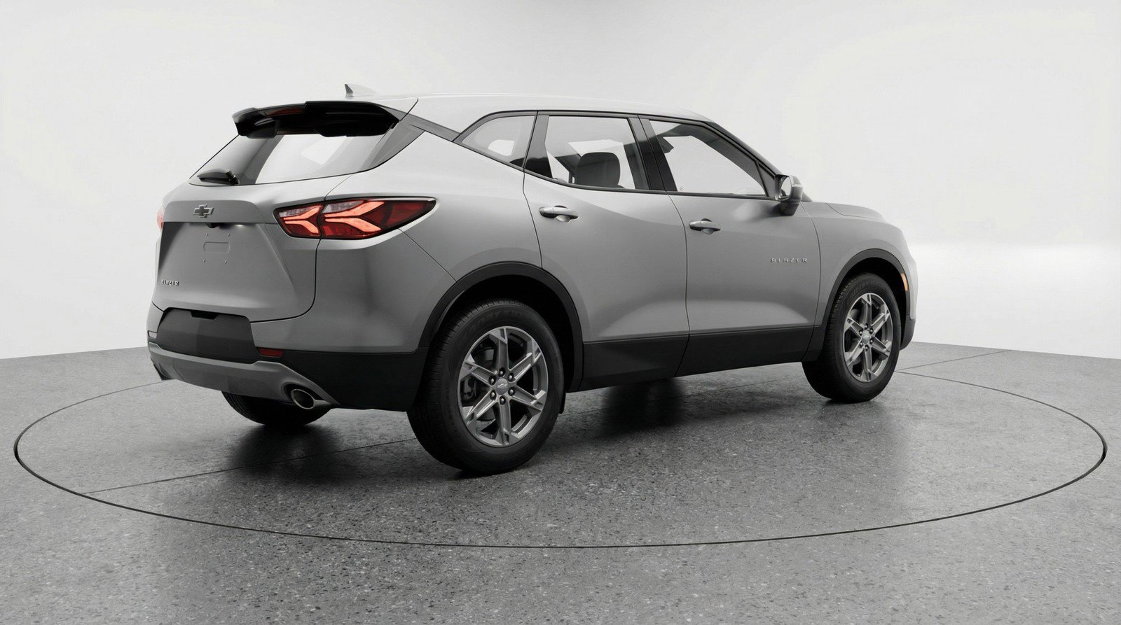 Used 2025 Chevrolet Blazer LT FWD image 9
