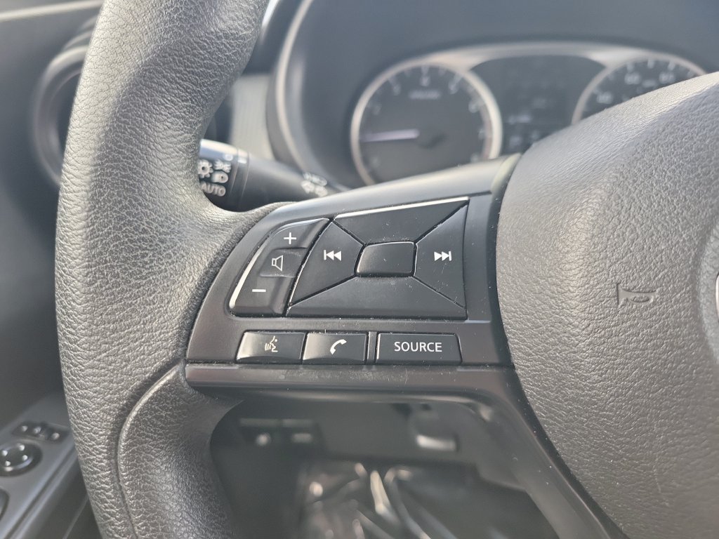 Used 2023 Nissan Kicks S FWD image 18