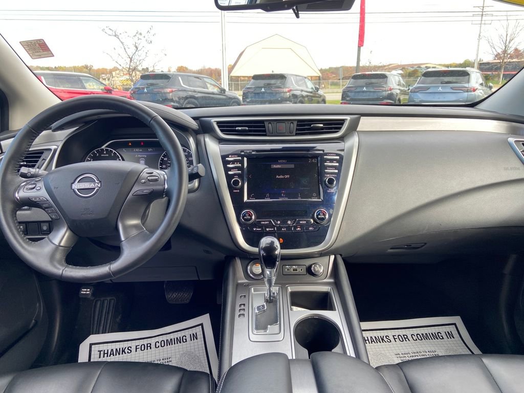 Used 2024 Nissan Murano SV w/ SV Midnight Edition Package image 19