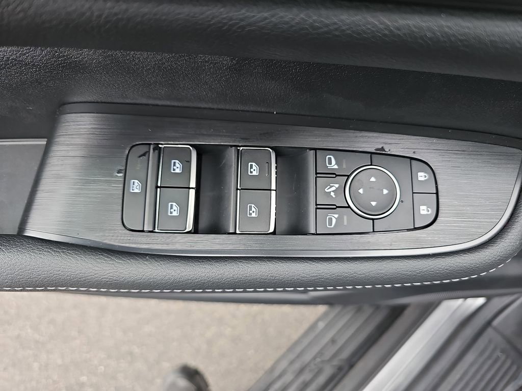 New 2026 Nissan Armada SL w/ Captain's Chari Seat Package AWD/4WD image 33
