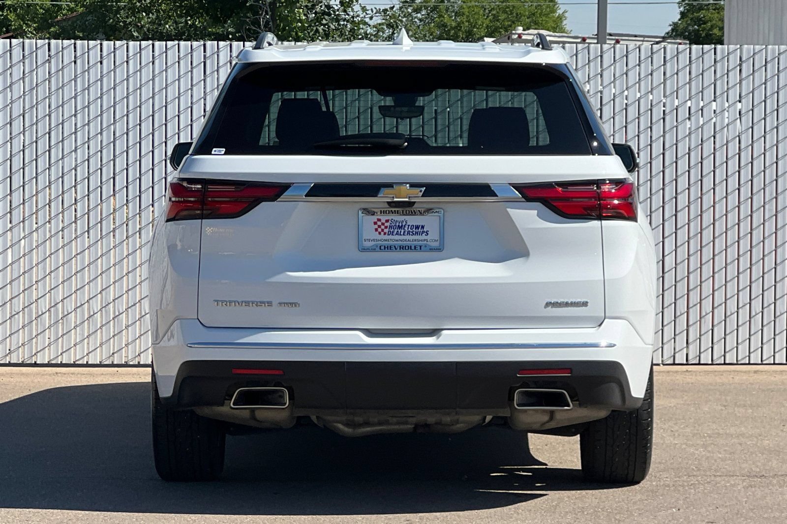 Used 2023 Chevrolet Traverse Premier AWD/4WD image 5