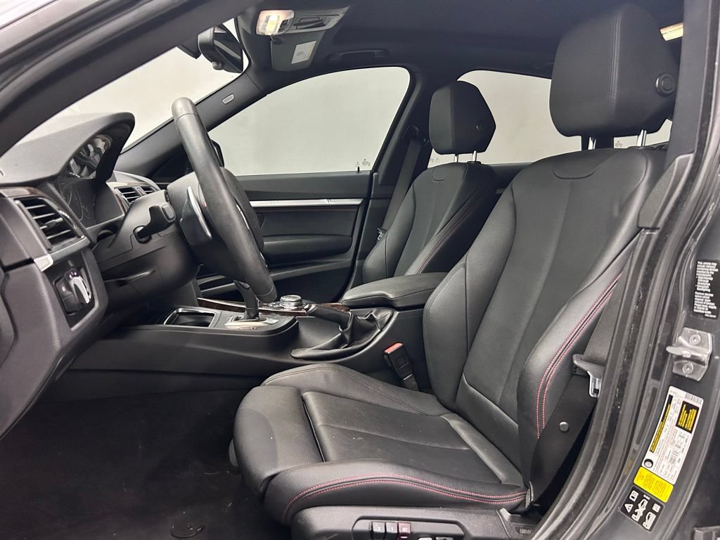 Used 2016 BMW 328i Gran Turismo xDrive AWD/4WD image 11