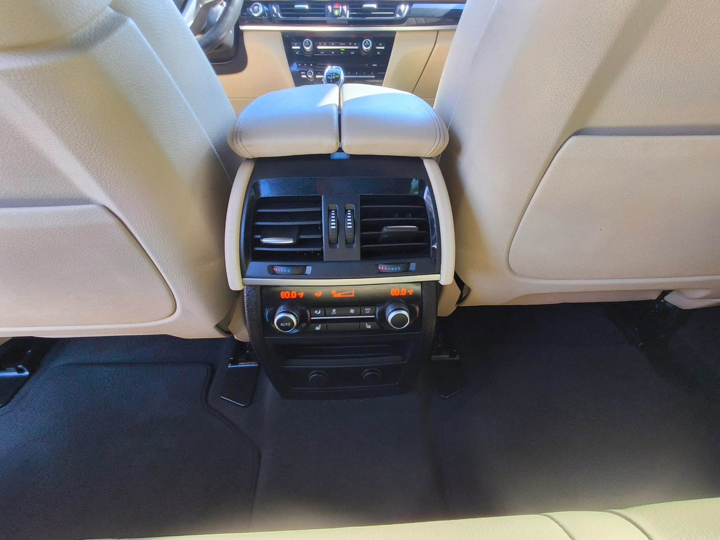 Used 2018 BMW X6 xDrive50i w/ Premium Package image 22