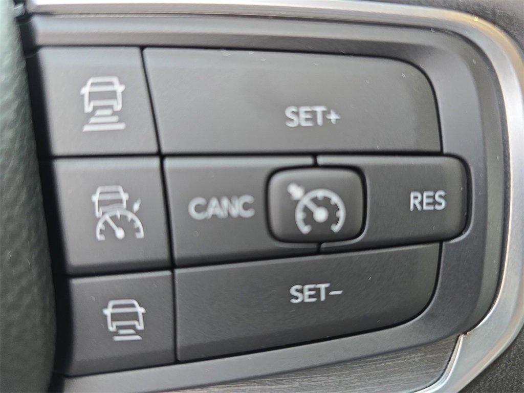 New 2025 Jeep Wagoneer L Series II image 19