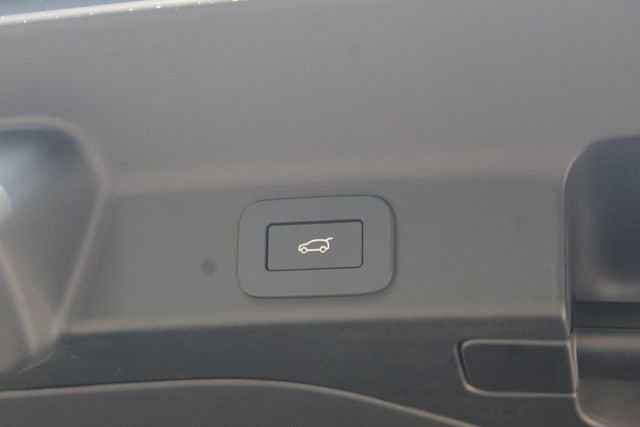 New 2026 Jaguar F-PACE R-Dynamic S image 13