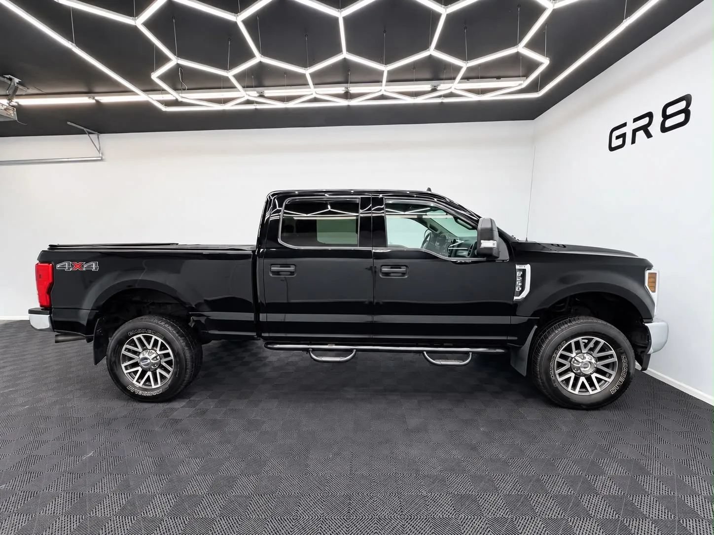 Used 2019 Ford F250 XLT w/ XLT Value Package AWD/4WD image 8