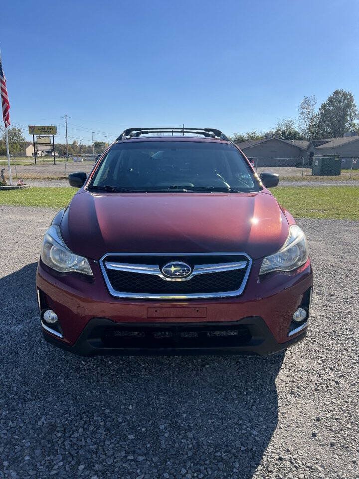 Used 2016 Subaru Crosstrek 2.0i AWD/4WD image 3