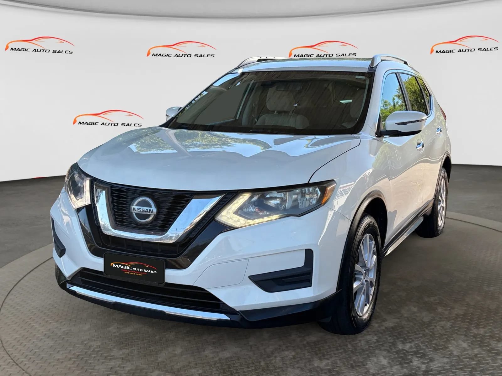 Used 2019 Nissan Rogue SV