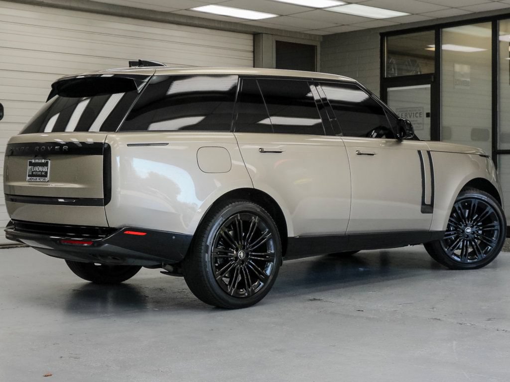 Used 2025 Land Rover Range Rover SE AWD/4WD image 30