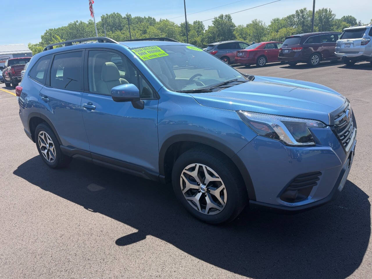 Used 2023 Subaru Forester Premium AWD/4WD image 7
