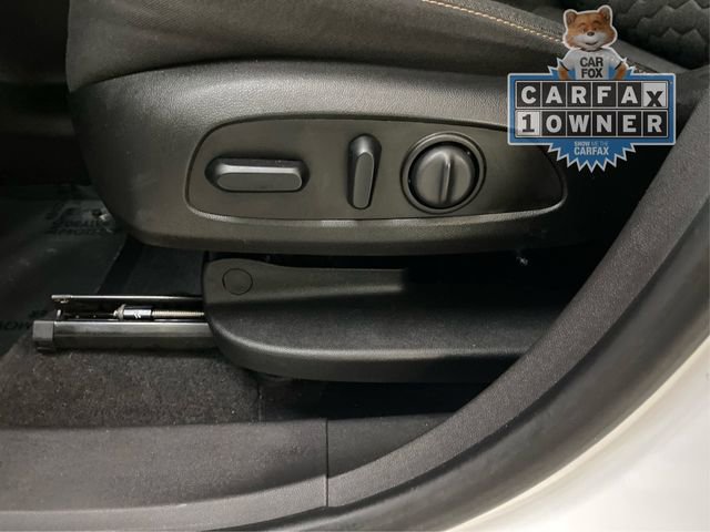 Used 2021 Chevrolet Equinox LT image 23