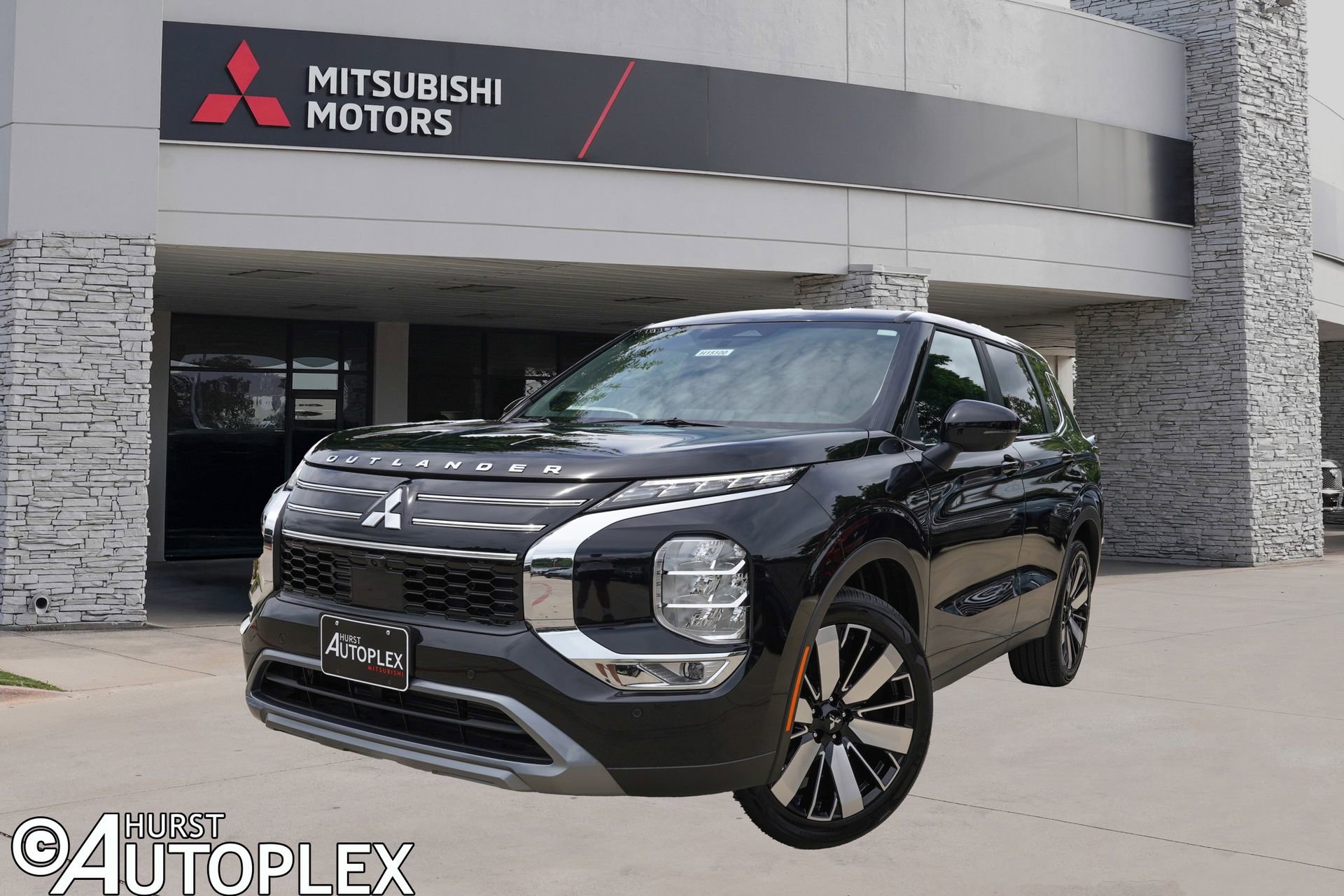 New 2026 Mitsubishi Outlander SE