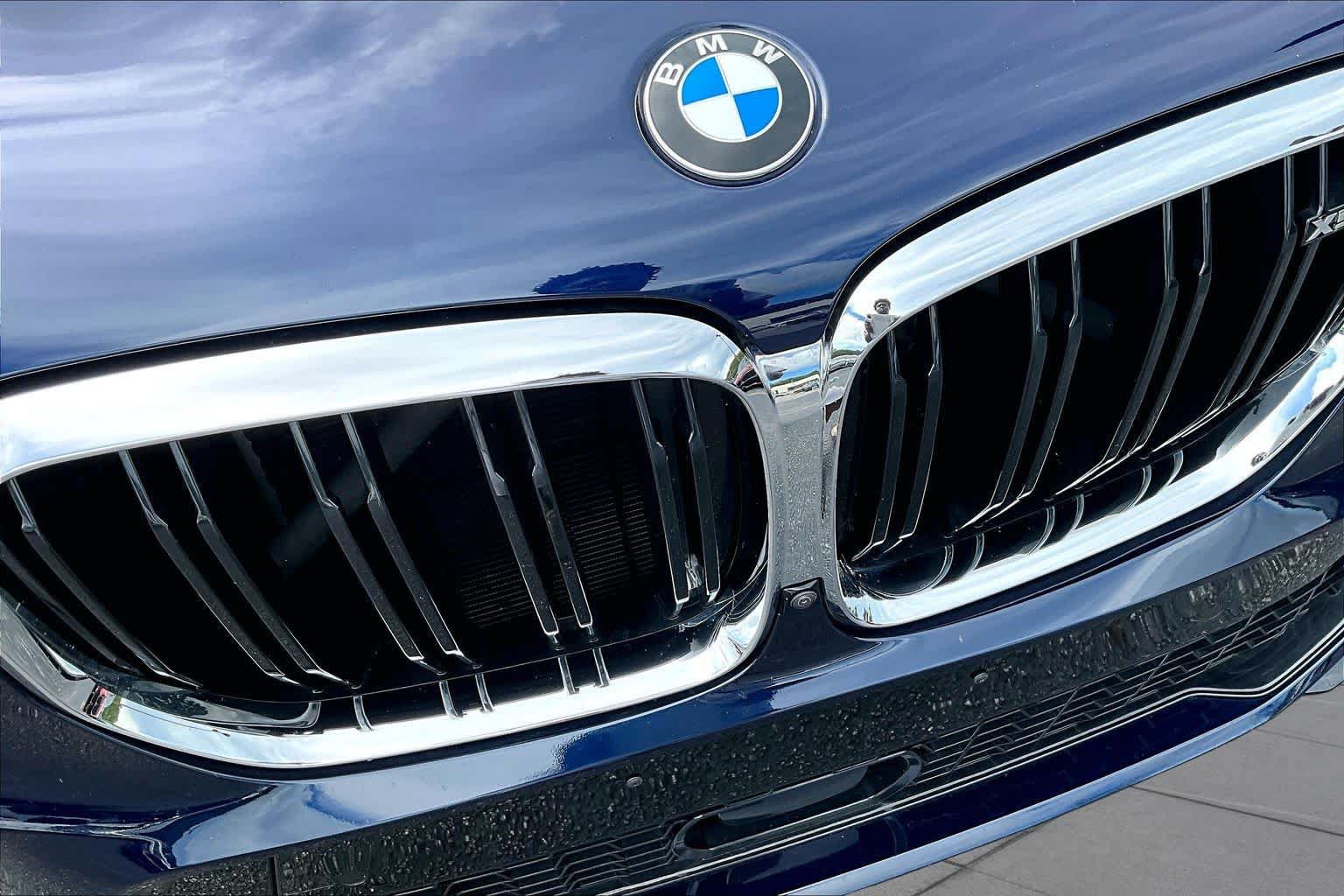 Used 2021 BMW X5 M w/ Executive Package AWD/4WD image 30