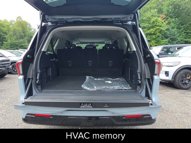 New 2027 Lincoln Navigator L Reserve AWD/4WD image 12