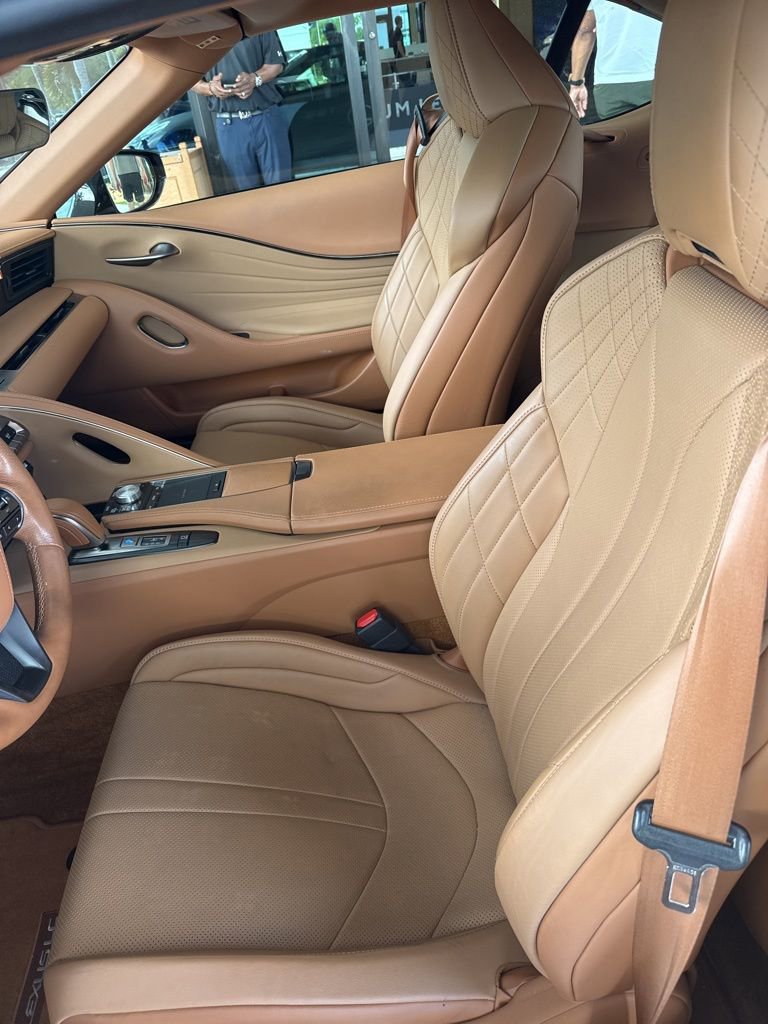 Used 2021 Lexus LC 500 Convertible w/ Touring Package RWD image 3