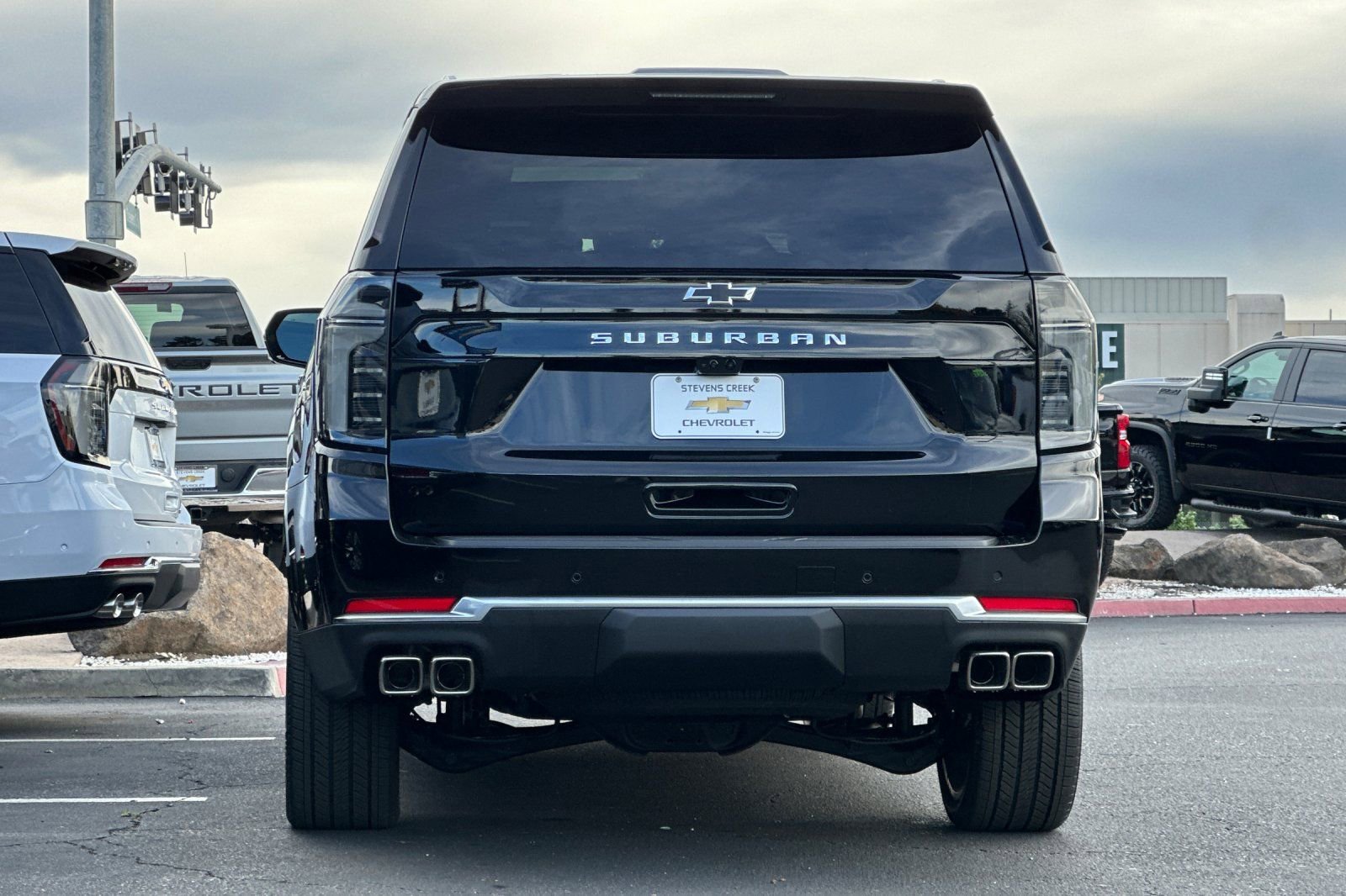 New 2026 Chevrolet Suburban High Country w/ LPO, Illumination Package image 5