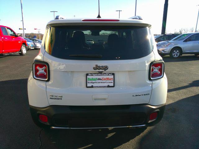 Used 2018 Jeep Renegade Limited w/ UConnect 8.4 Nav Group AWD/4WD image 2