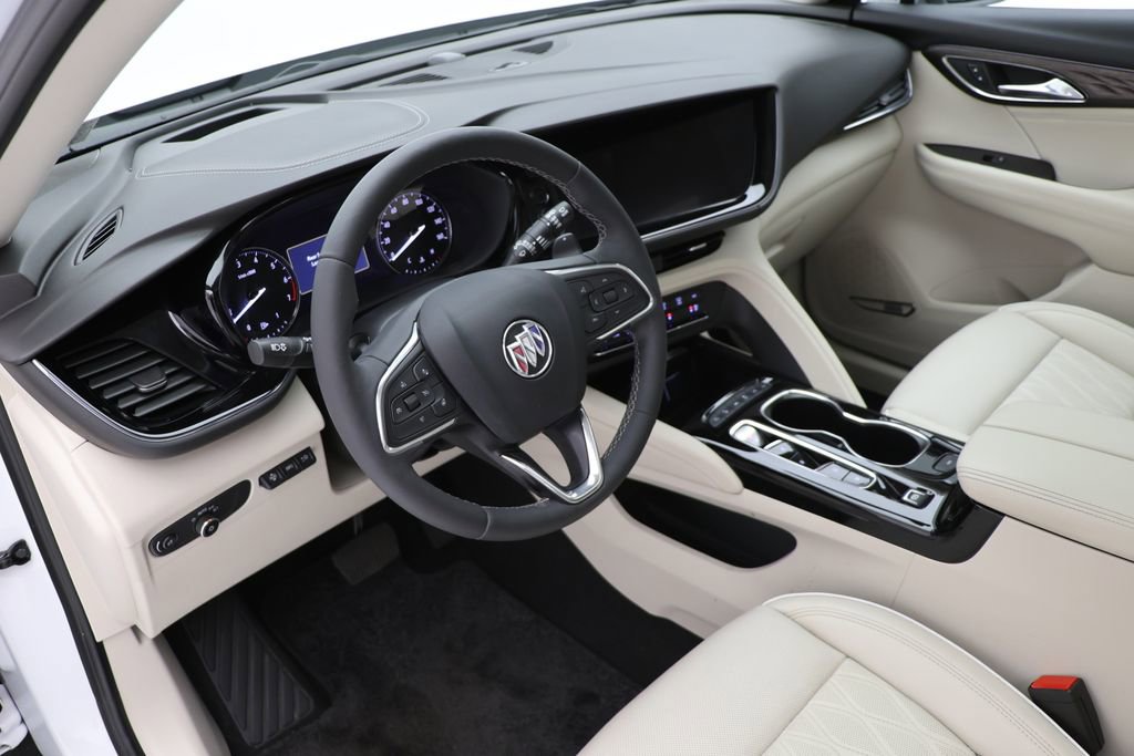 Used 2023 Buick Envision Avenir image 14