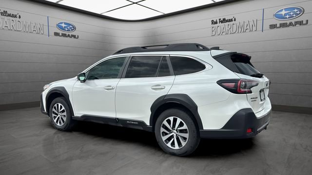 Used 2023 Subaru Outback Premium image 8