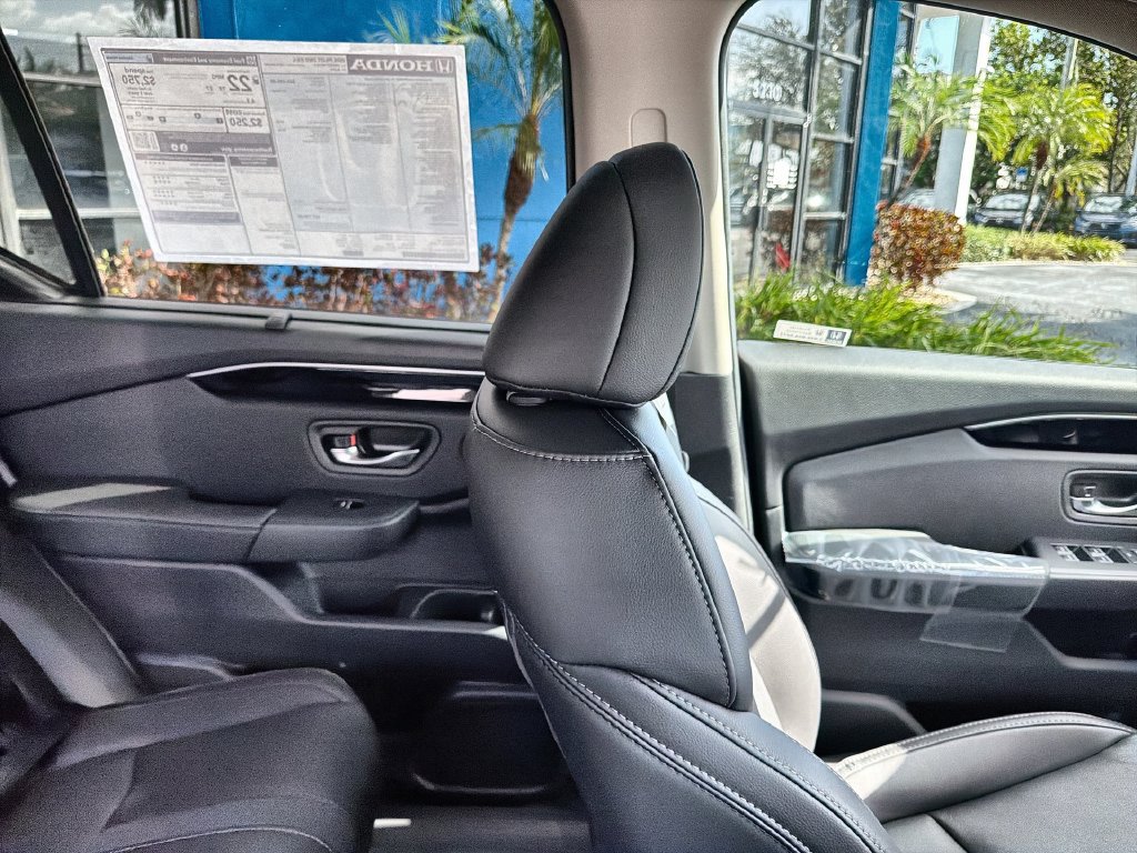 New 2026 Honda Pilot EX-L image 16