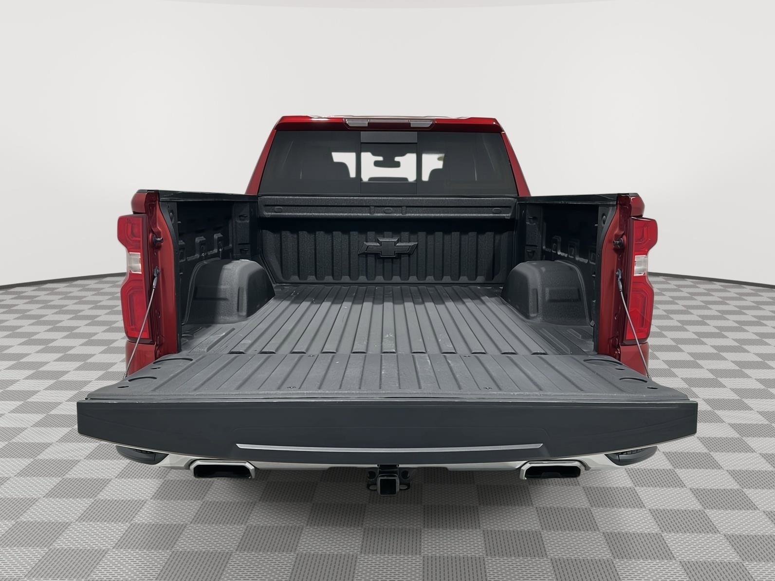 Used 2021 Chevrolet Silverado 1500 LTZ w/ LTZ Premium Package image 25