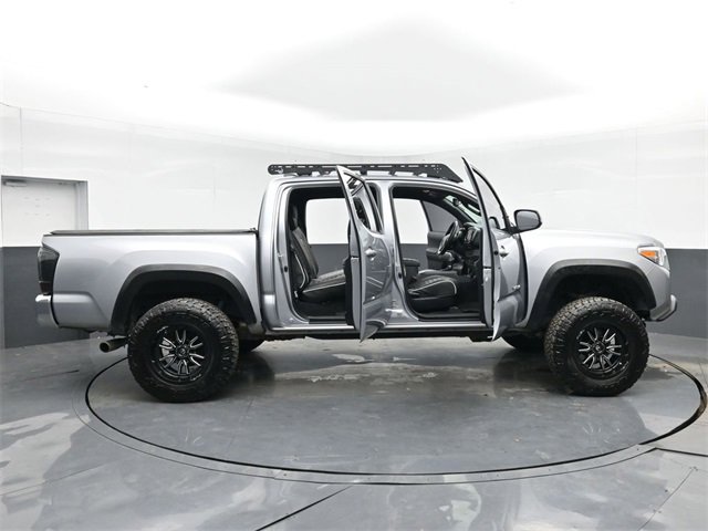 Used 2021 Toyota Tacoma TRD Off-Road image 55
