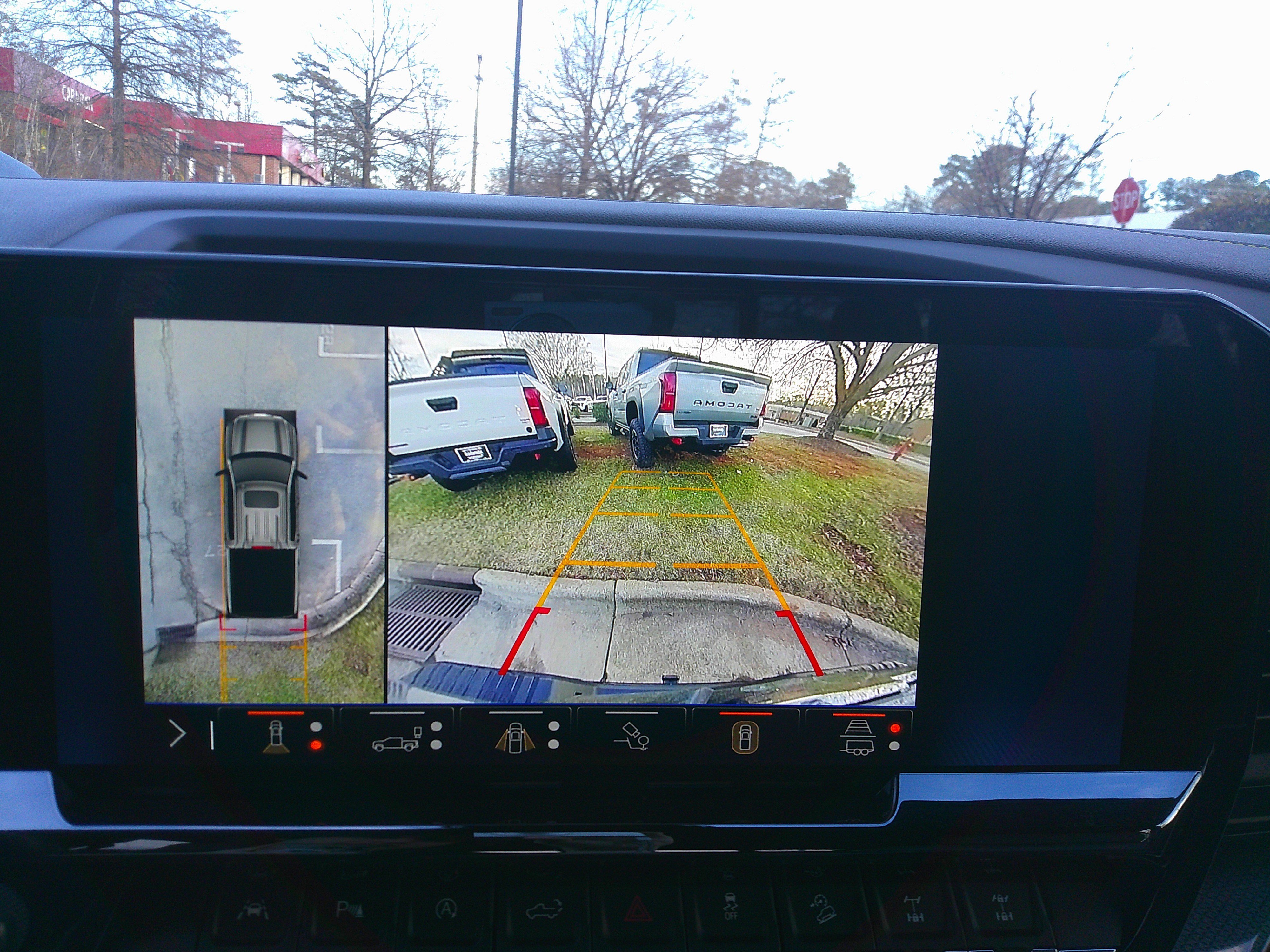 Used 2024 Chevrolet Silverado 1500 ZR2 w/ Technology Package image 26