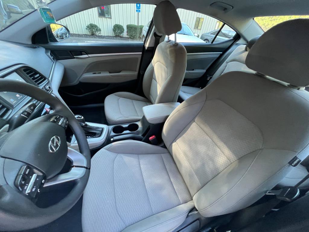 Used 2019 Hyundai Elantra SEL image 15