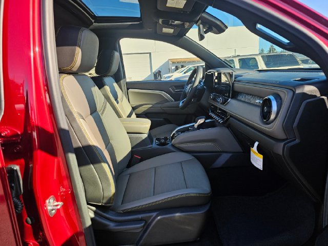 New 2026 Chevrolet Colorado ZR2 w/ Technology Package AWD/4WD image 10