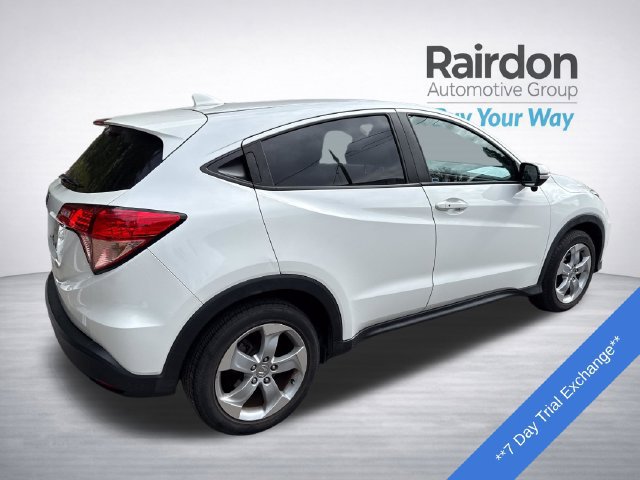 Used 2016 Honda HR-V EX image 2