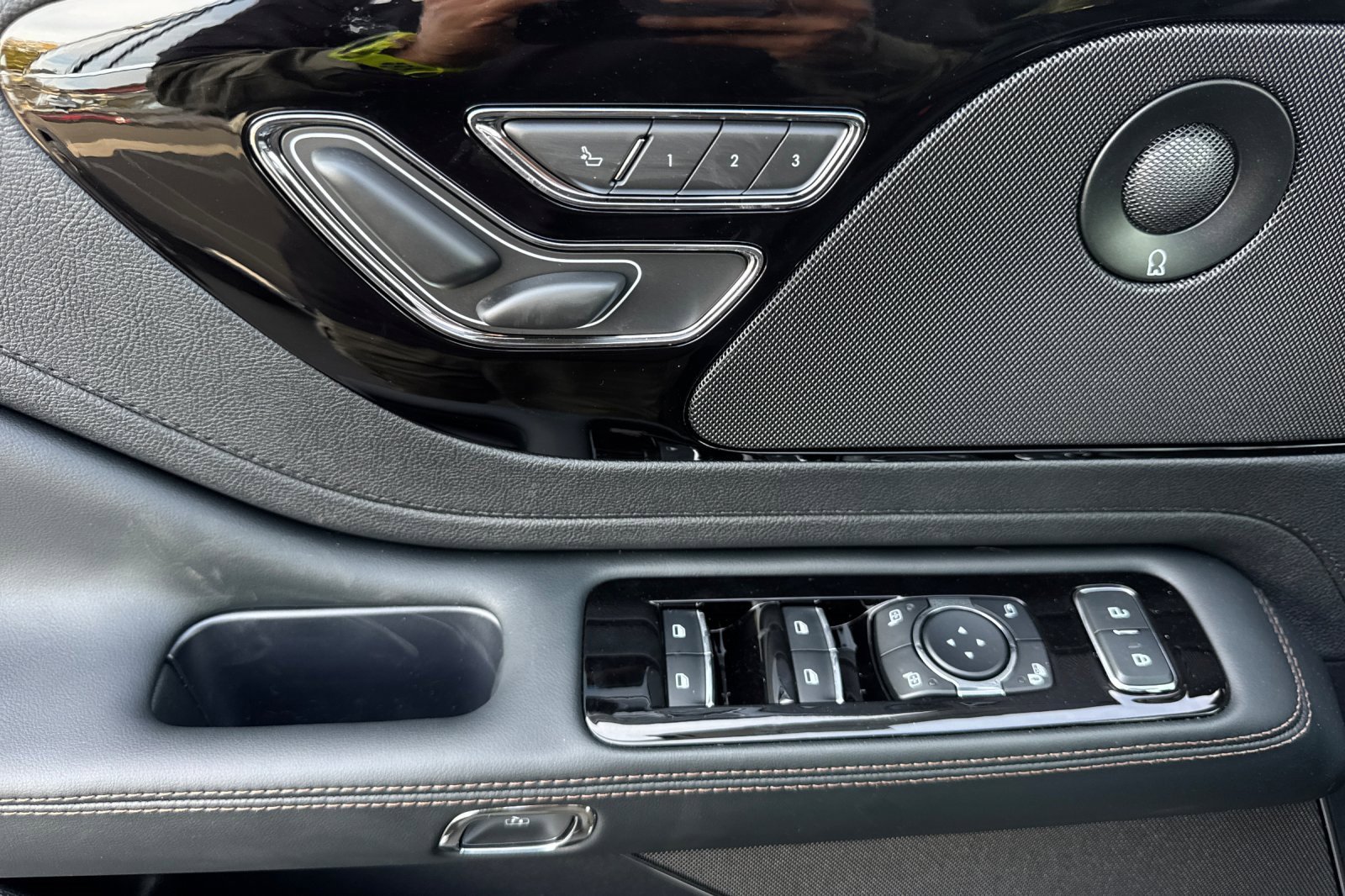 New 2026 Lincoln Aviator Reserve image 10