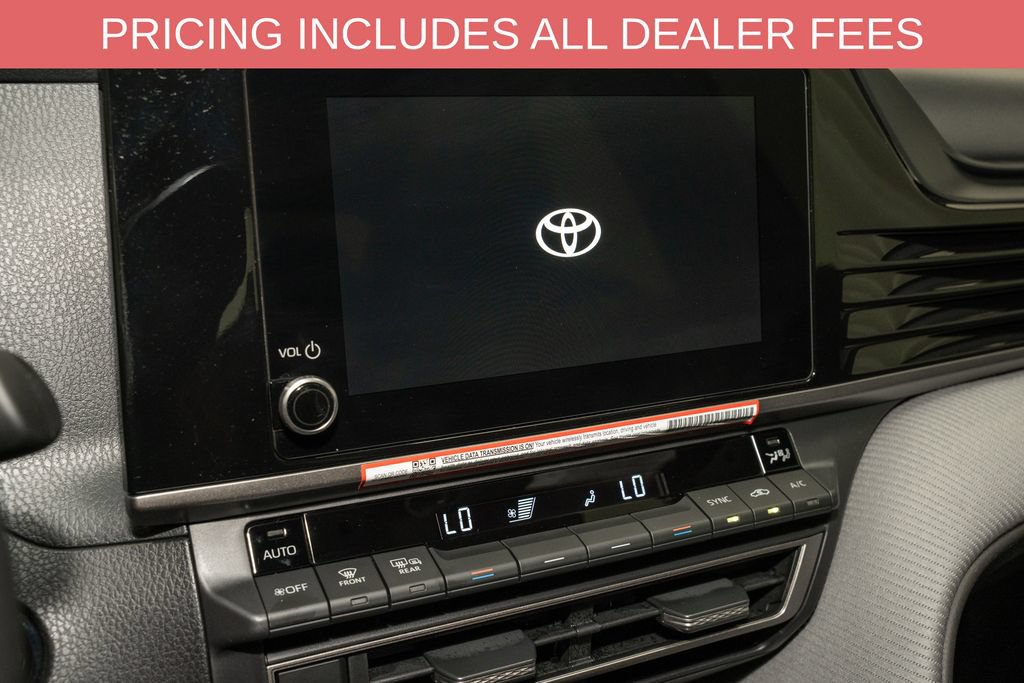 Used 2026 Toyota Camry SE w/ Convenience Package FWD image 12