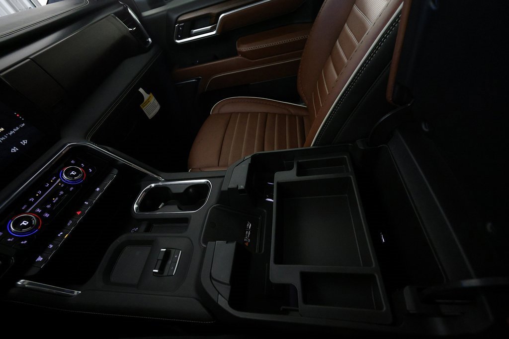 Used 2025 GMC Sierra 3500 Denali Ultimate image 38