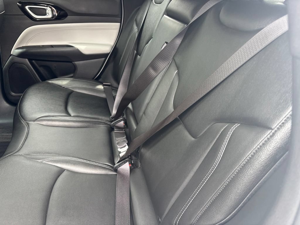Used 2025 Jeep Compass Limited AWD/4WD image 27