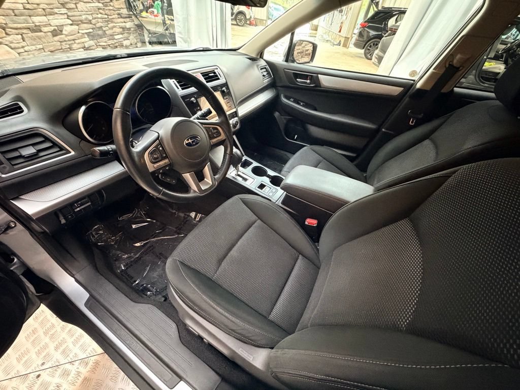 Used 2017 Subaru Outback 2.5i Premium AWD/4WD image 17