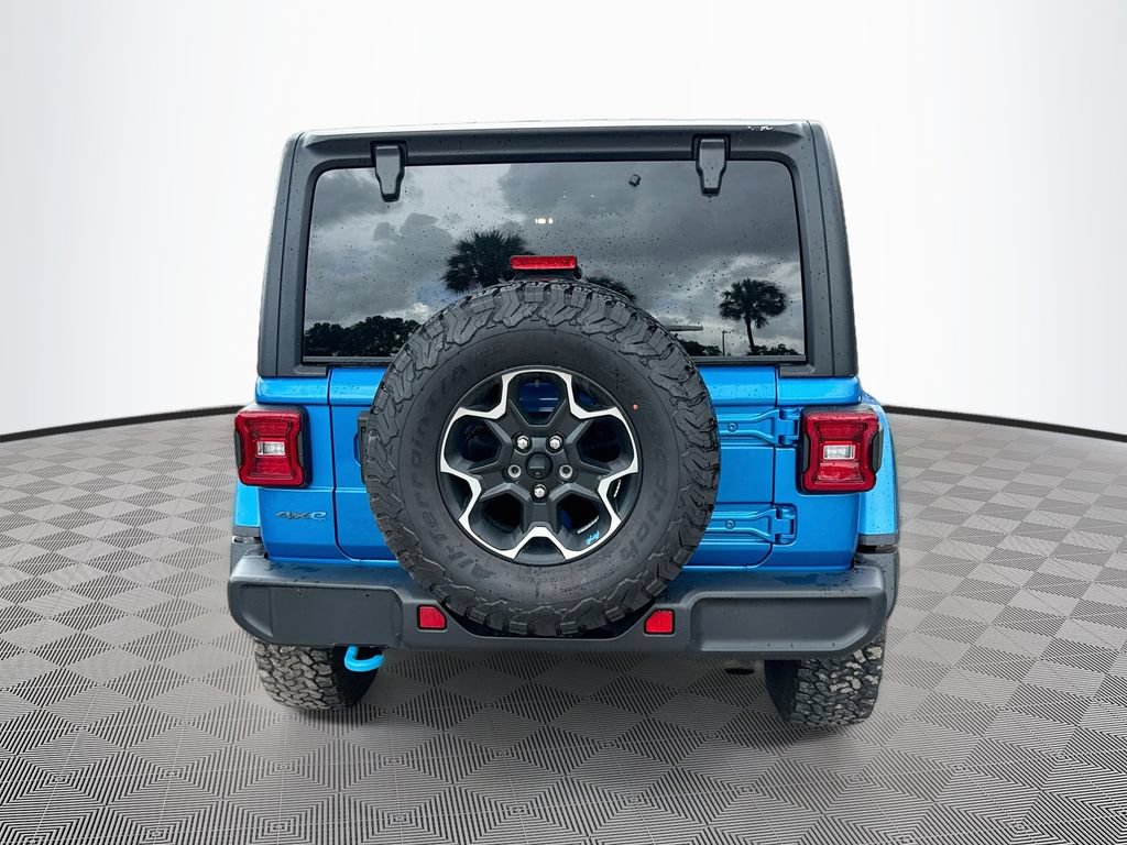 Used 2023 Jeep Wrangler Unlimited Rubicon 4xe w/ Cold Weather Group AWD/4WD image 7
