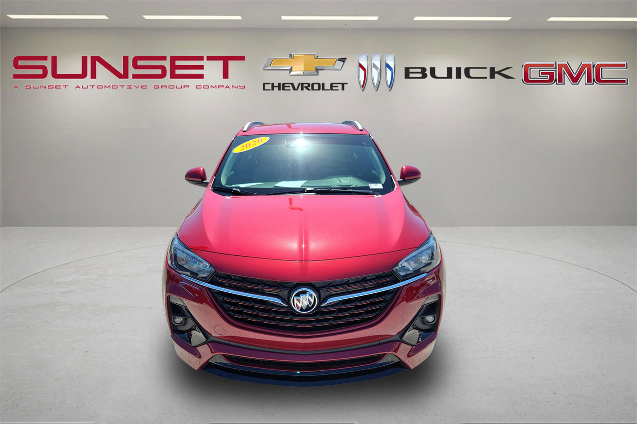 Certified 2020 Buick Encore GX Select w/ Sport Touring Package FWD image 2