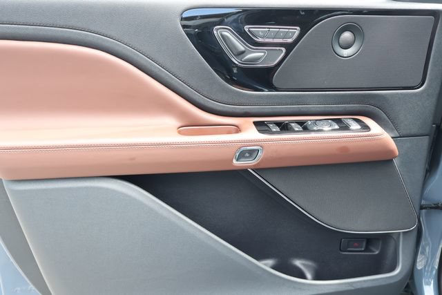 New 2026 Lincoln Aviator Reserve w/ Illumination Package RWD image 10