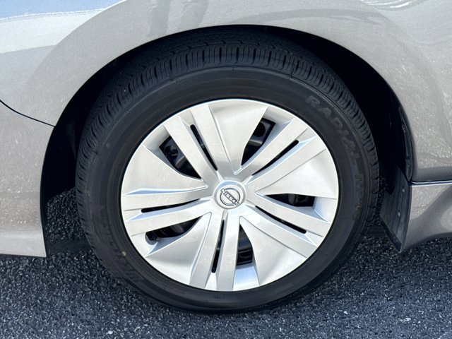 Used 2023 Nissan Leaf S image 13