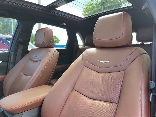 Certified 2022 Cadillac XT5 Premium Luxury w/ Technology Package FWD image 17