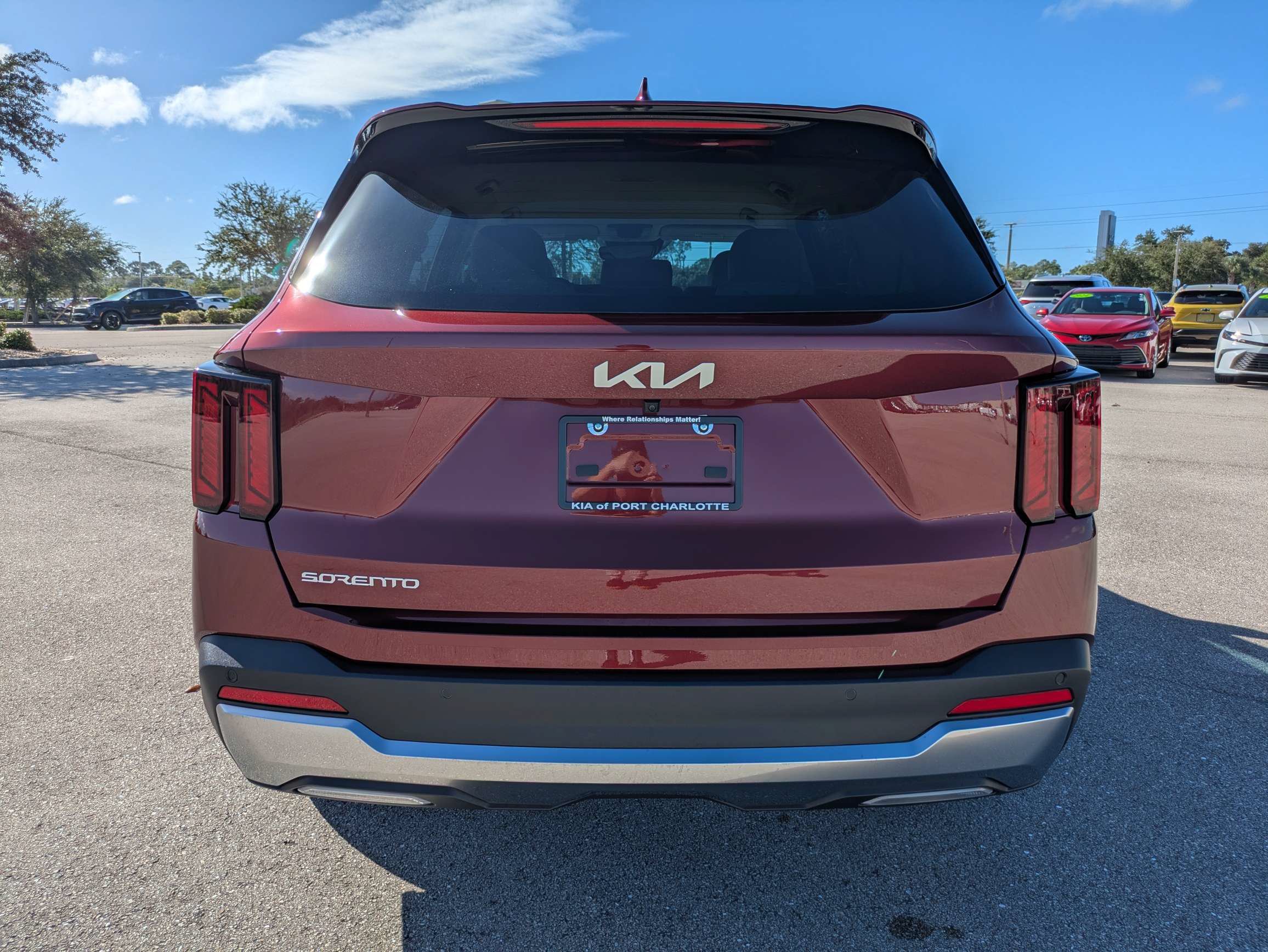Certified 2025 Kia Sorento S FWD image 5