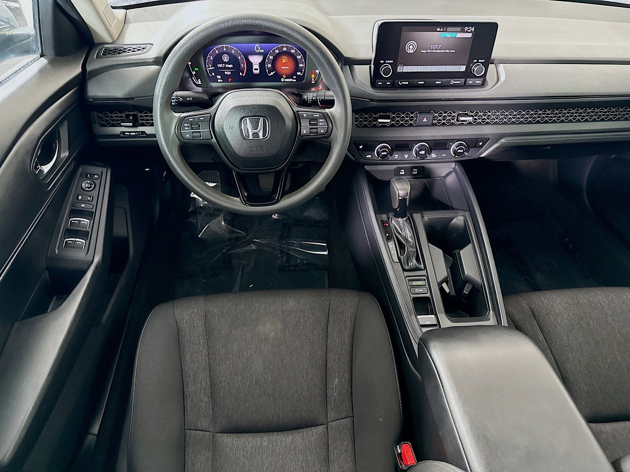 Used 2023 Honda Accord EX image 17