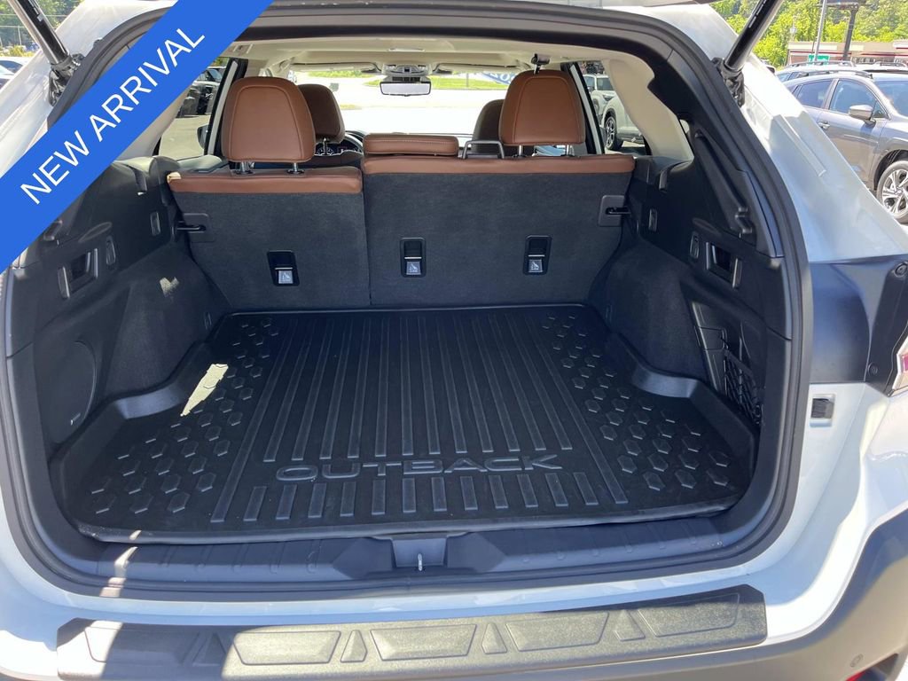 Certified 2025 Subaru Outback Touring XT AWD/4WD image 19